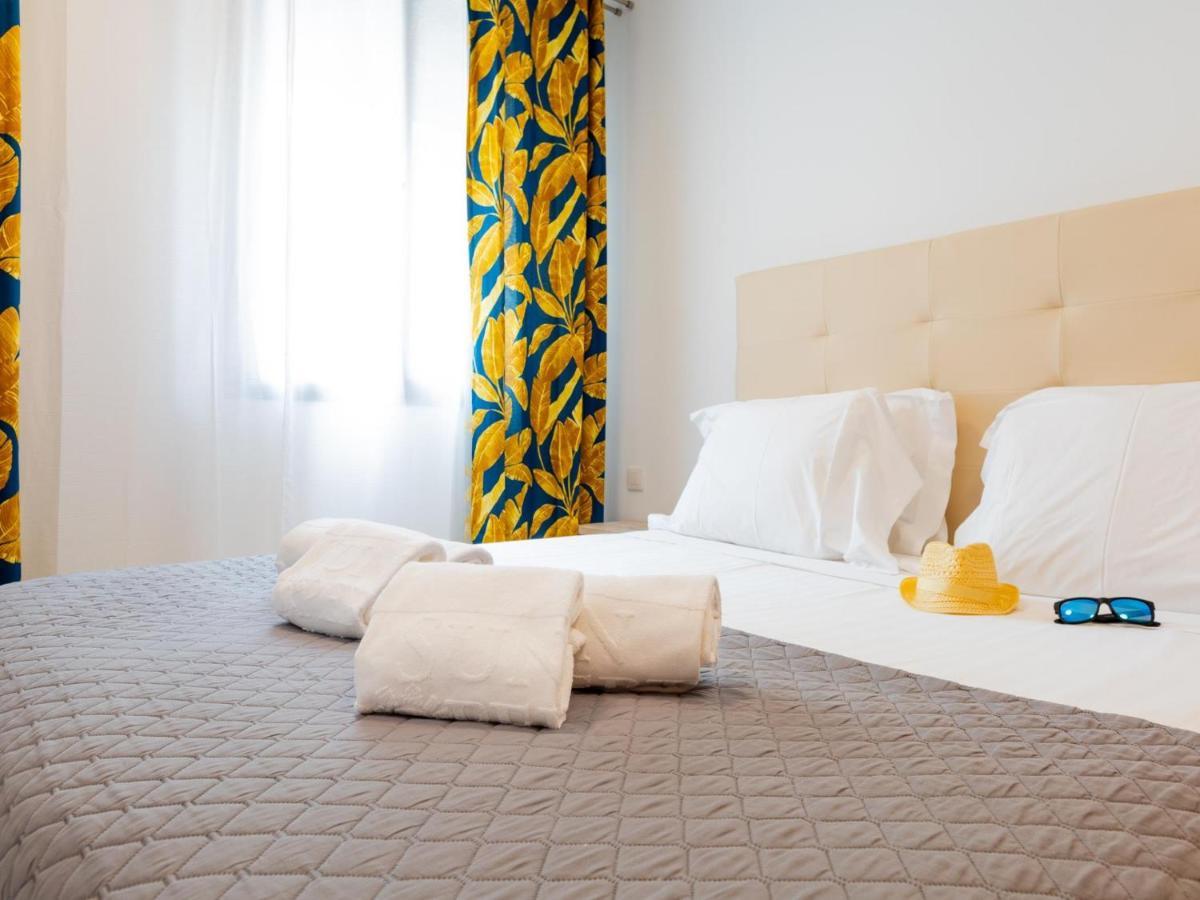 Las Rocas By The Ocean, Wifi And Sea View Los Abrigos Esterno foto